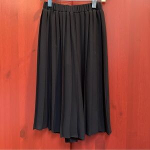 Zara Black Pleated Culottes